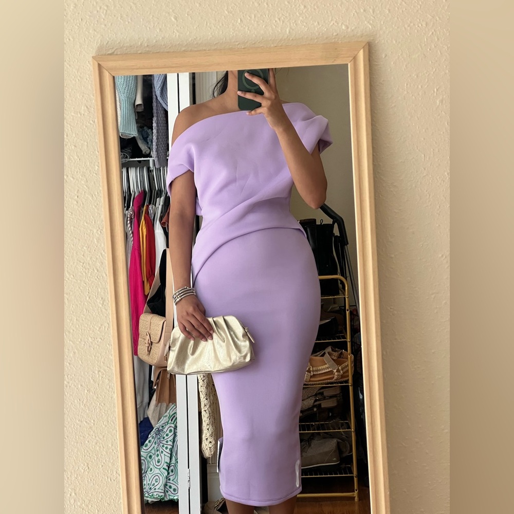 Elegant Lavender Formal Dress